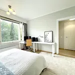 Bright And Spacious 3br With Fast Metro Access To Center Helsinki