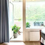 Daire Bright And Spacious 3br With Fast Metro Access To Center *