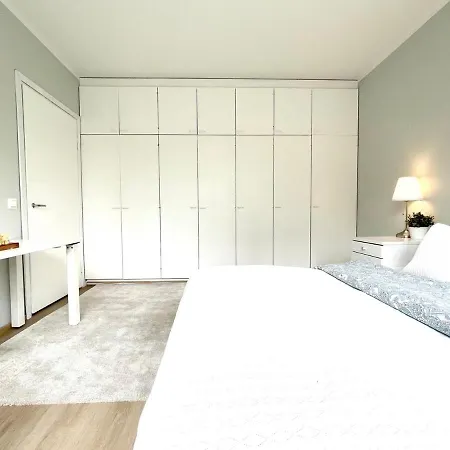 Spacious Near Nature & Metro * Ελσίνκι