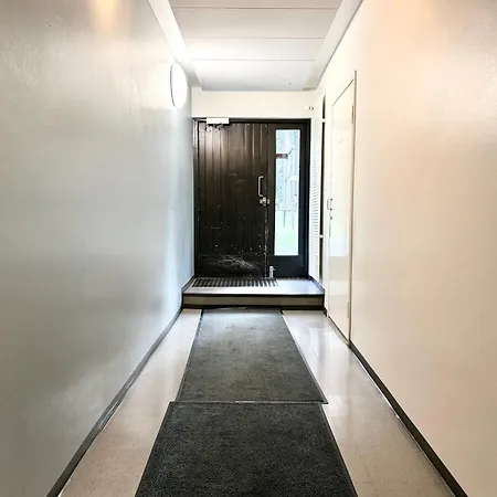 Spacious Near Nature & Metro Διαμέρισμα *