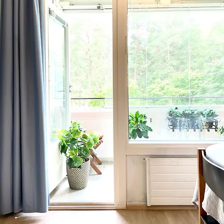 Spacious Near Nature & Metro