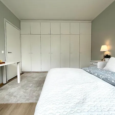 Διαμέρισμα Spacious Near Nature & Metro Ελσίνκι