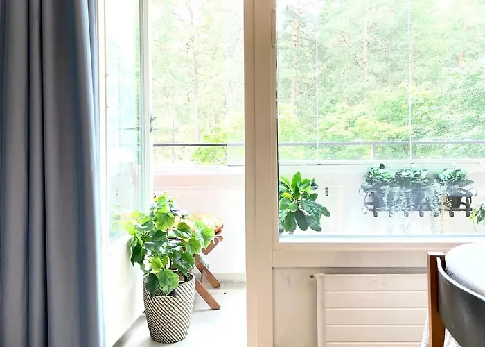 דירה Bright And Spacious 3br With Fast Metro Access To Center *