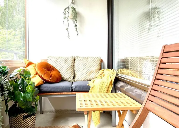 Lägenhet Bright And Spacious 3br With Fast Metro Access To Center *